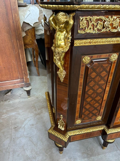 Unique 18th Century's Louis XV Style commode Marble top