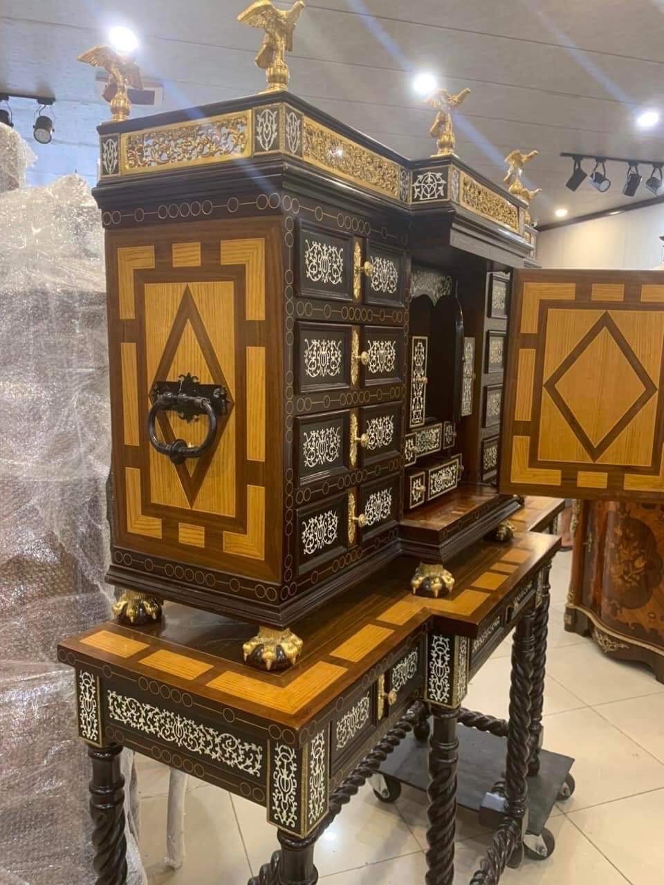 Baroque Cabinet & Console Table Set  Handcrafted Vintage-Inspired Accent Piece