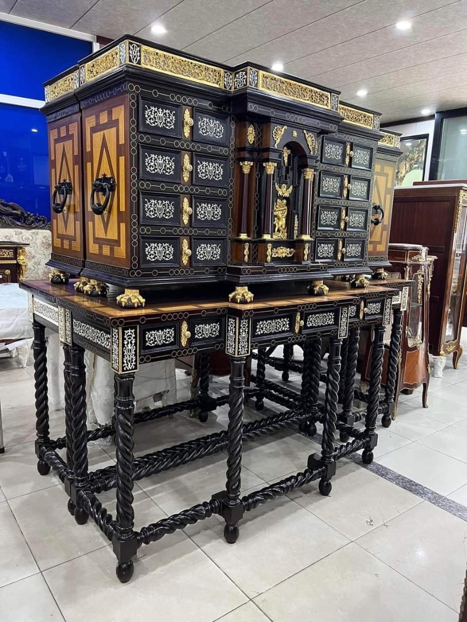 Baroque Cabinet & Console Table Set  Handcrafted Vintage-Inspired Accent Piece