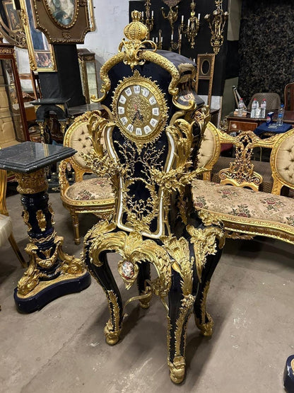 Exquisite French-Style Ornamental Clock with Gold Leaf Detailing, Intricate Floral Motifs, and Royal black Finish