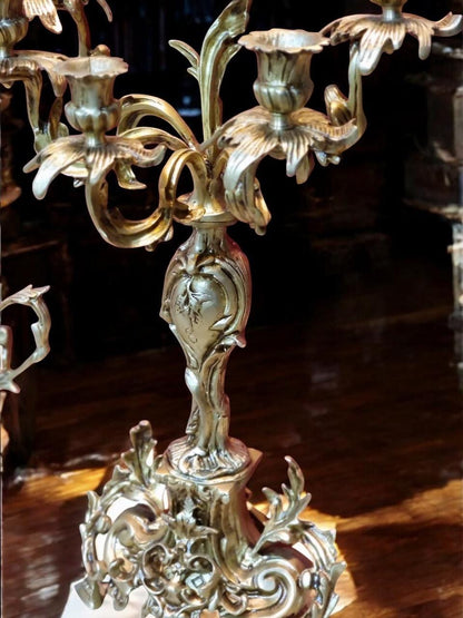 Antique-Style Gilt Bronze Candelabra & Center Bowl Set – French Rococo Design (3 Piece Set)