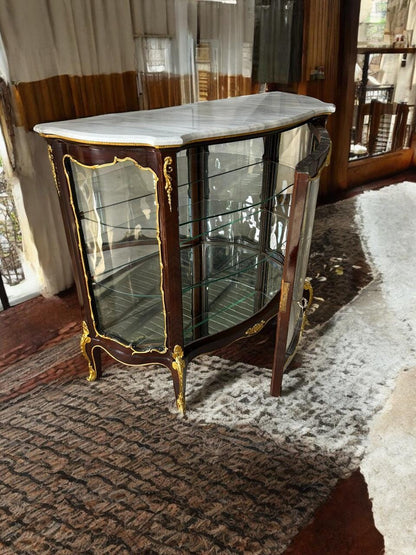 French Louis XV Style Display Cabinet – Glass Curio with Marble Top & Ormolu Gilt Bronze – Antique-Inspired Vitrine