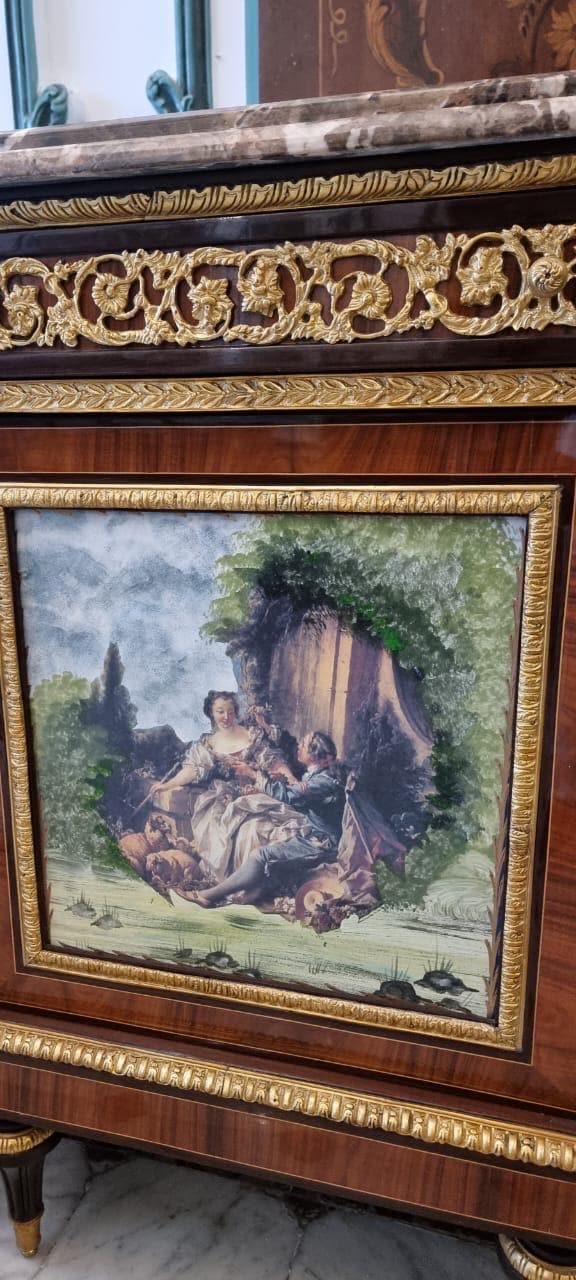 Unique 18th Century's Louis XV Style commode Marble top